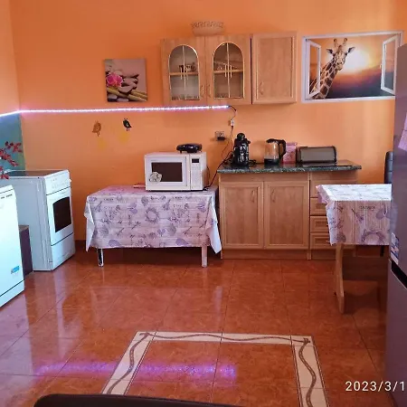 Raj Z Widokiem Na Panorame Gorska *